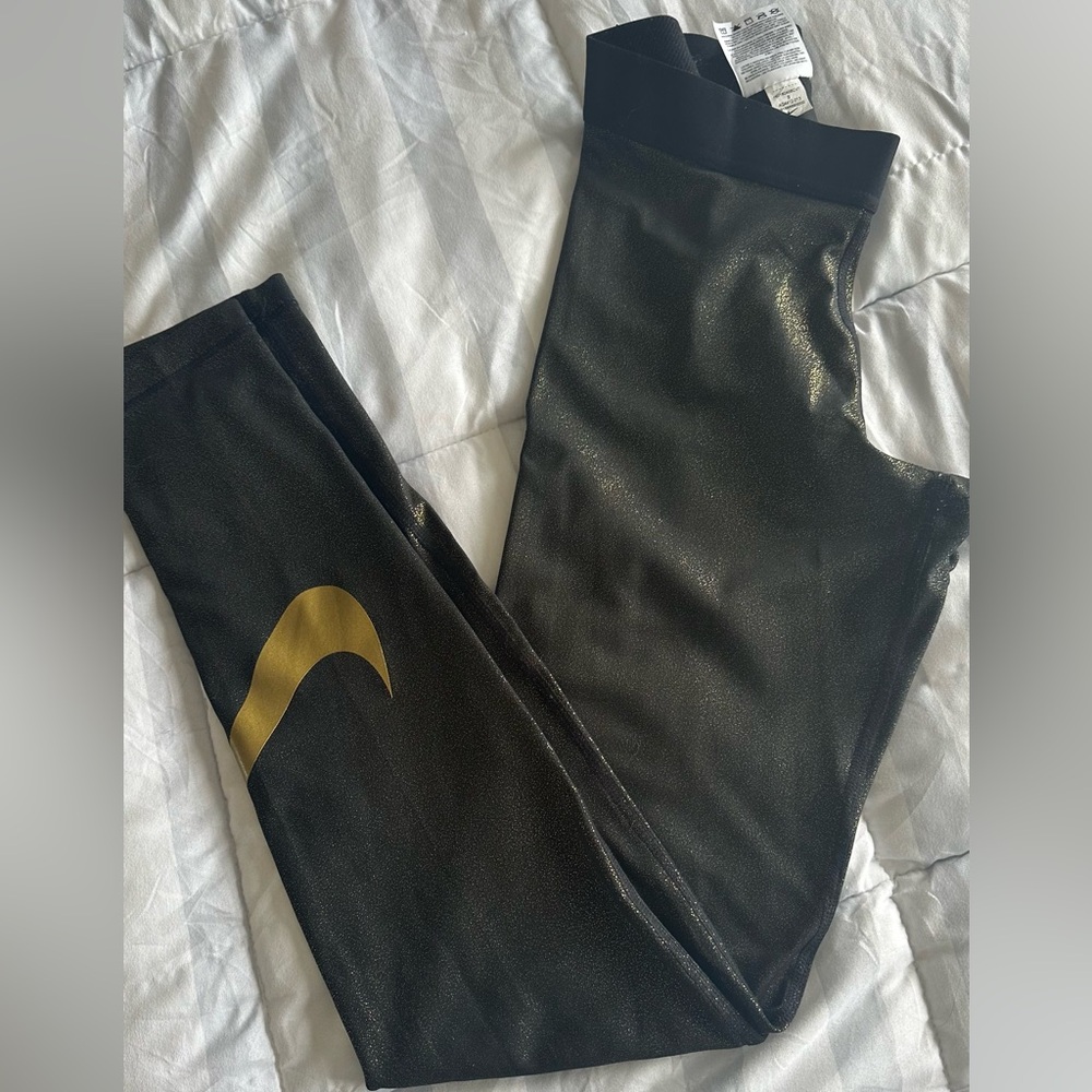 Shimmer Nike leggings